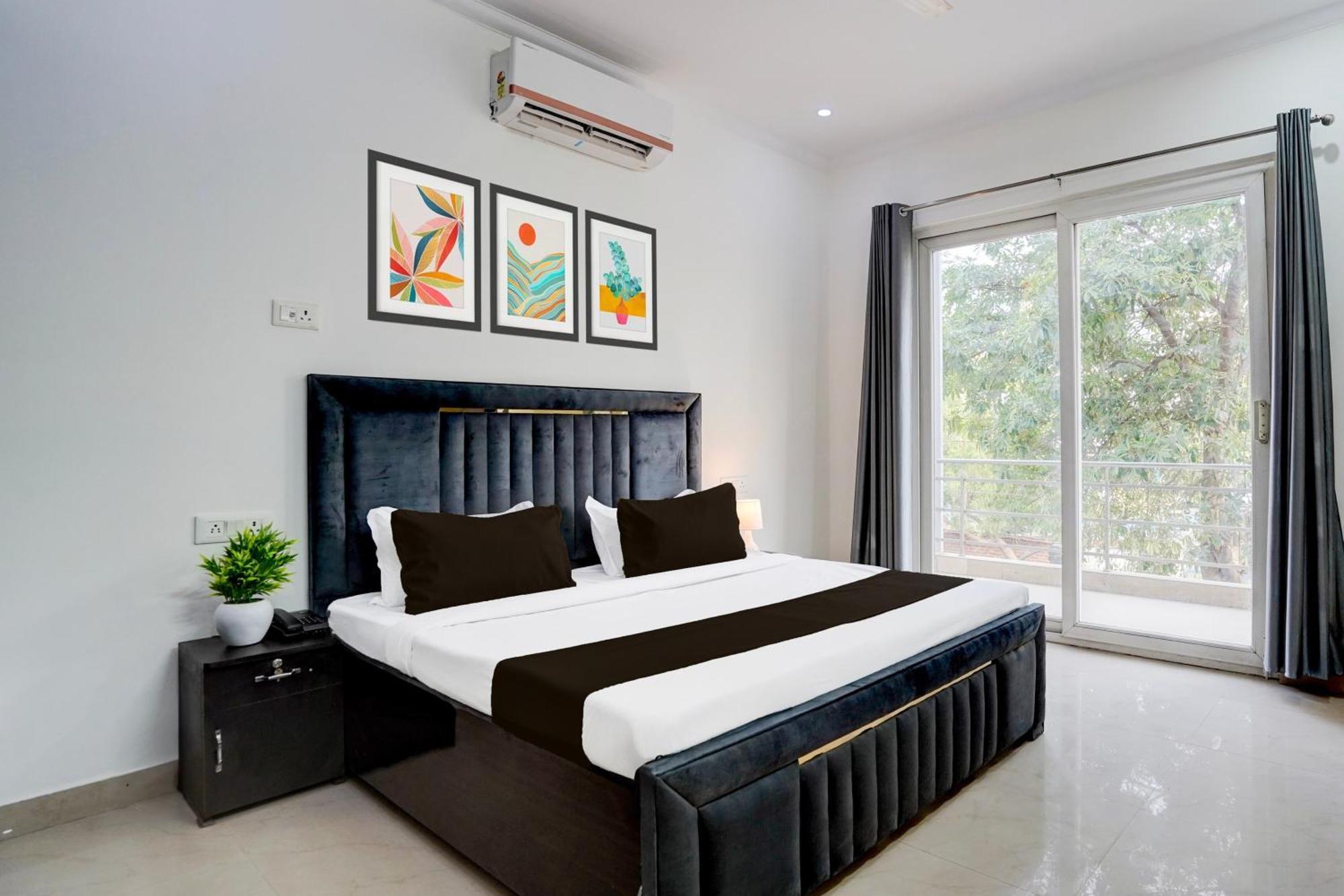 شقة Super Townhouse Sector 53 Golf Course Road غورغاون المظهر الخارجي الصورة